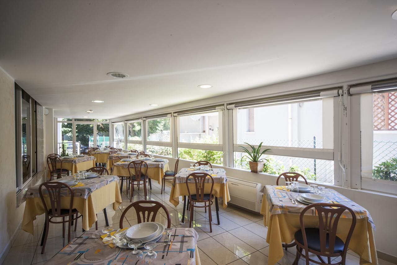 Hotel Taormina Riccione Zewnętrze zdjęcie