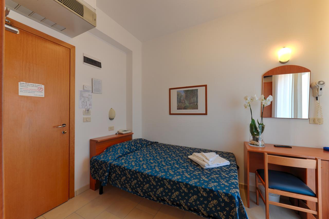 Hotel Taormina Riccione Zewnętrze zdjęcie