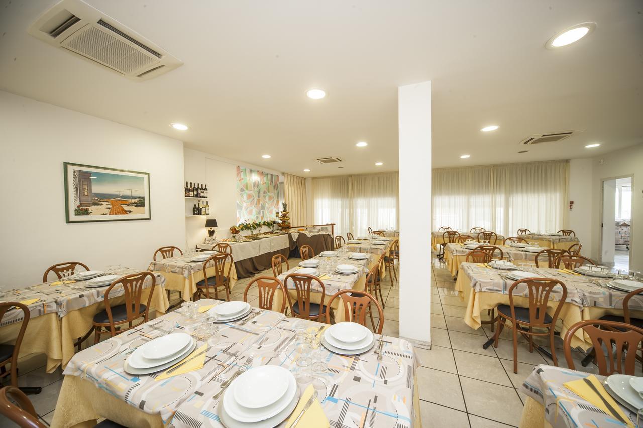 Hotel Taormina Riccione Zewnętrze zdjęcie